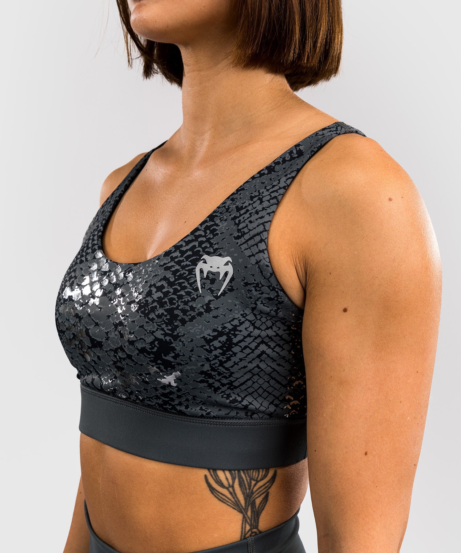 Brassière de sport pour Femmes Venum Amazonia - Gris foncé